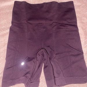 ＬＵＬＵＬＥＭＯＮ ＢＩＫＥＲ ＳＨＯＲＴＳ